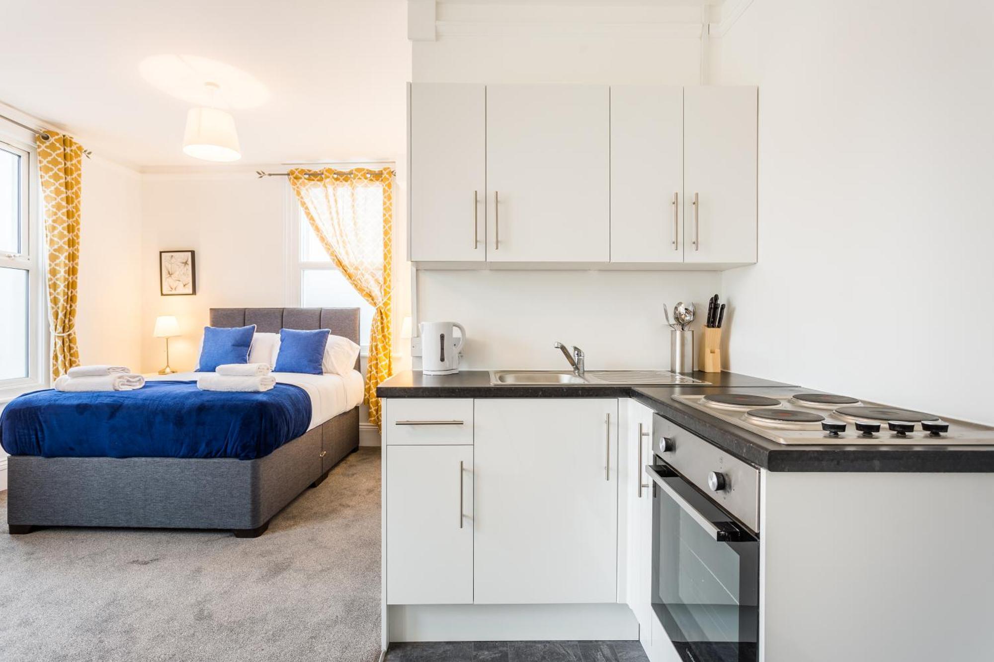 West Street Studio Apartments In Southend Exteriör bild