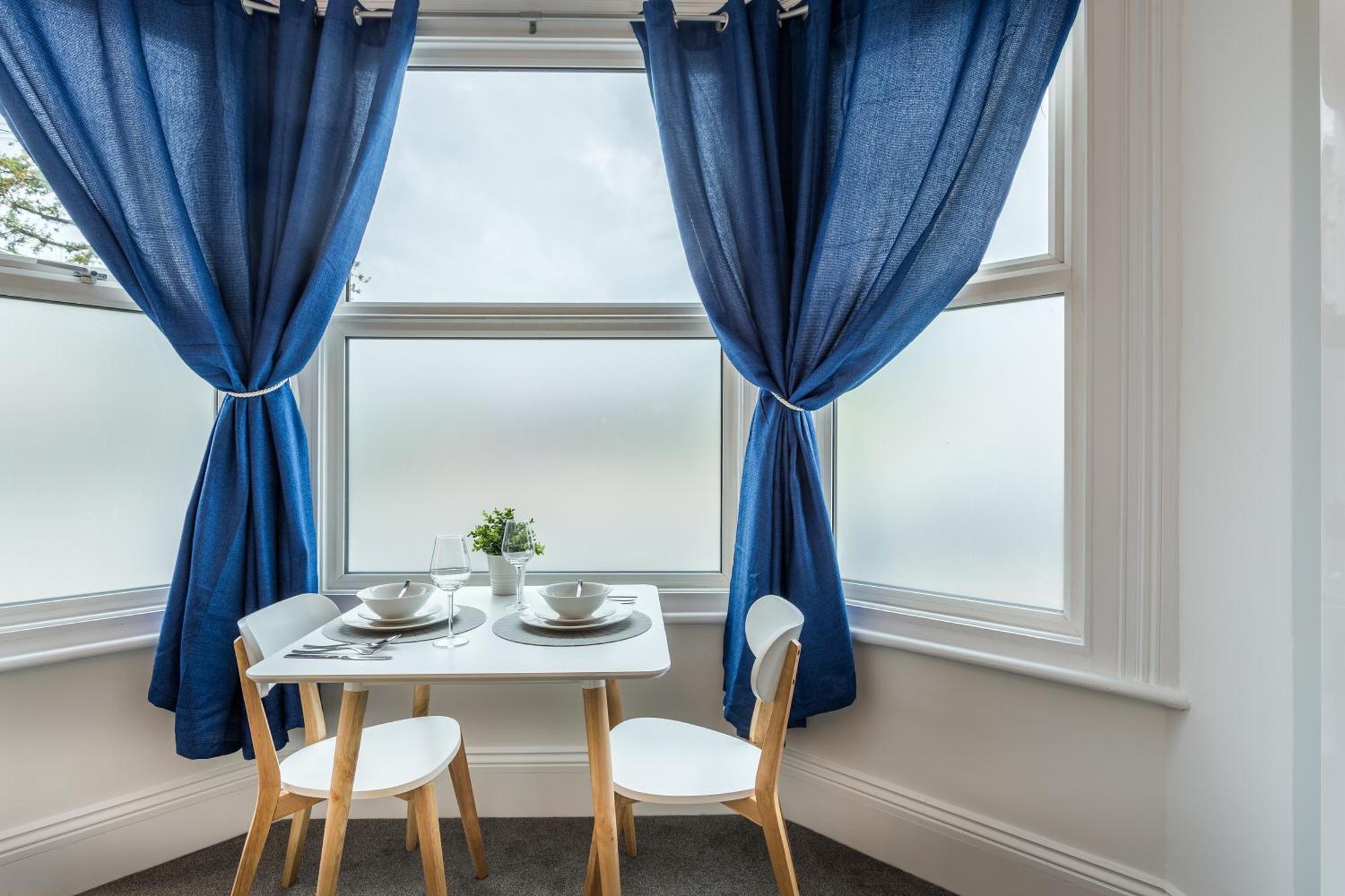 West Street Studio Apartments In Southend Exteriör bild
